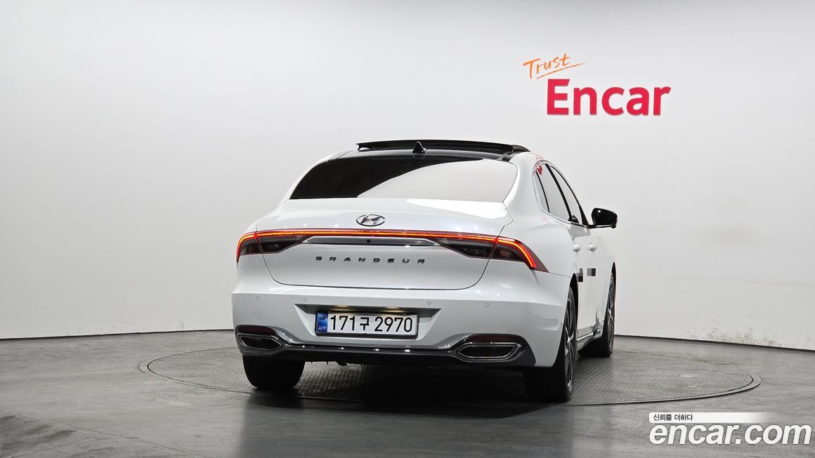 Hyundai Grandeur 2022