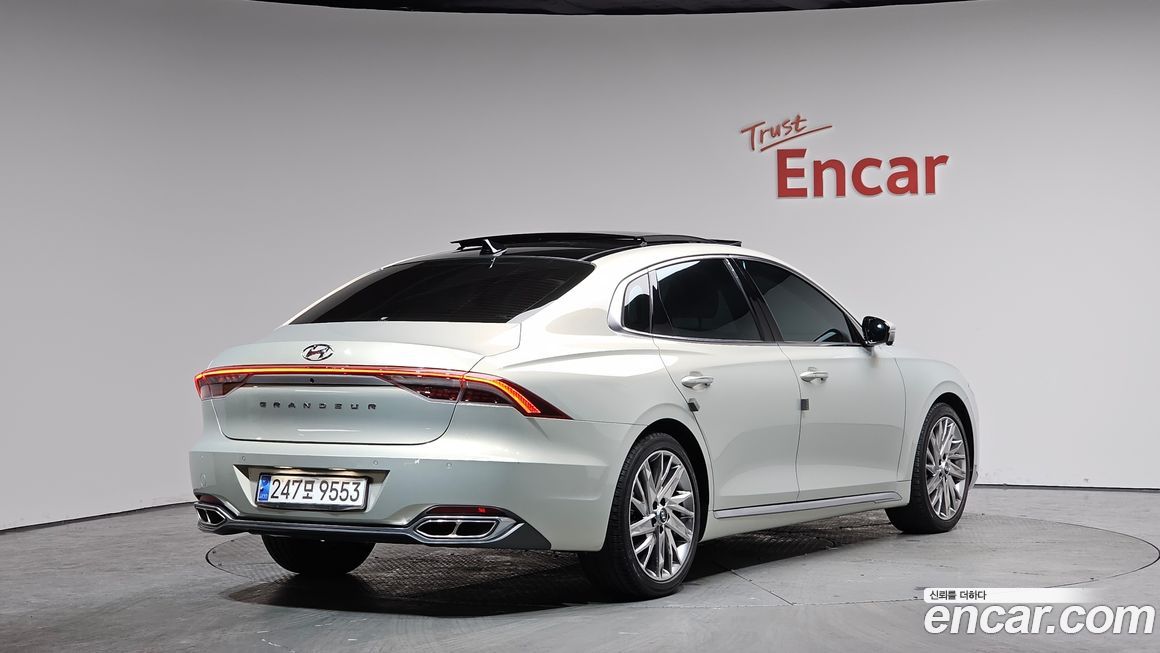 Hyundai Grandeur 2020