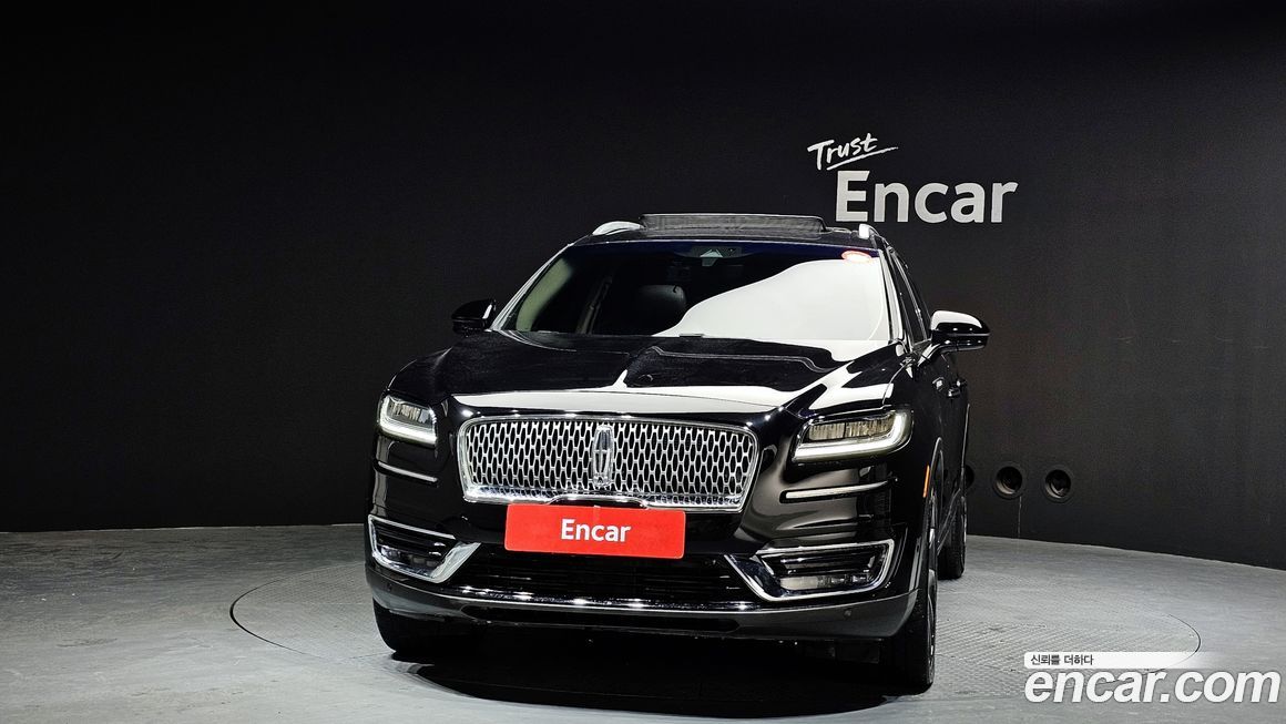 Lincoln Nautilus 2020