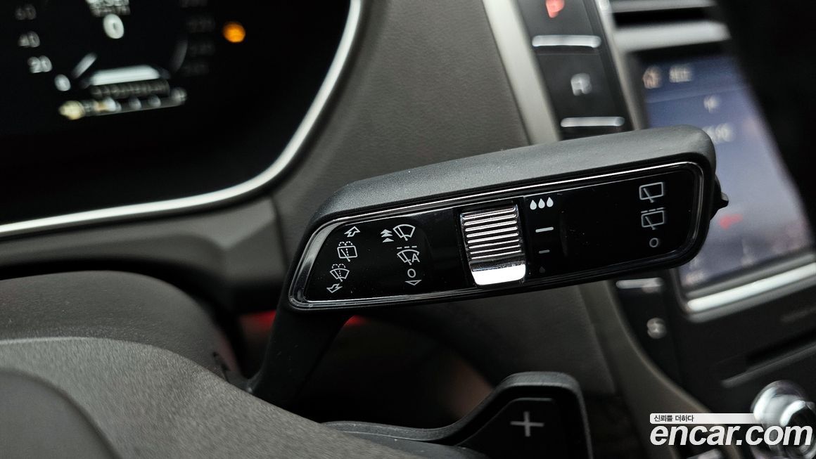 Lincoln Nautilus 2020