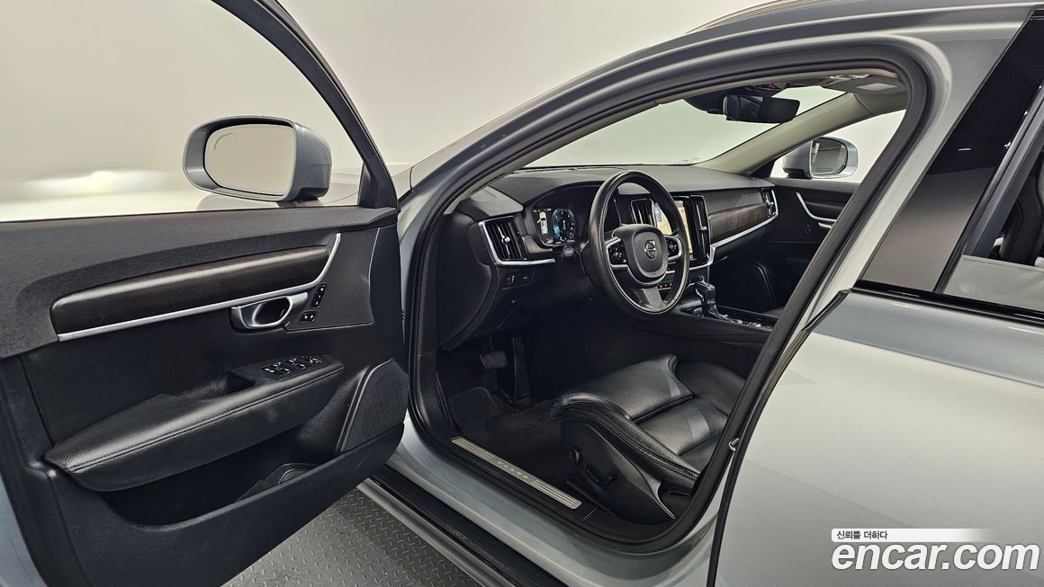 Volvo V90 2017