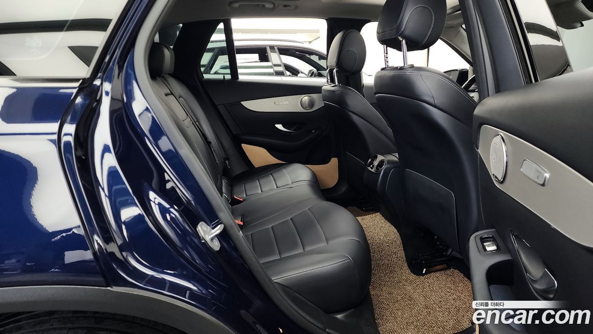 Mercedes-Benz GLC-Class 2019