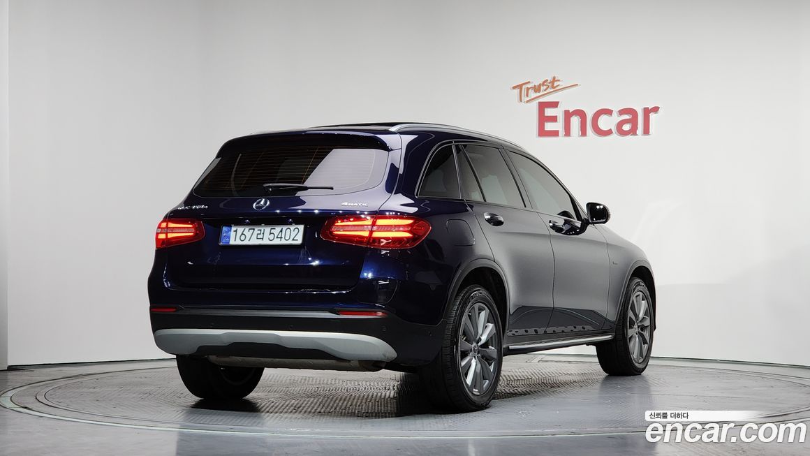 Mercedes-Benz GLC-Class 2019