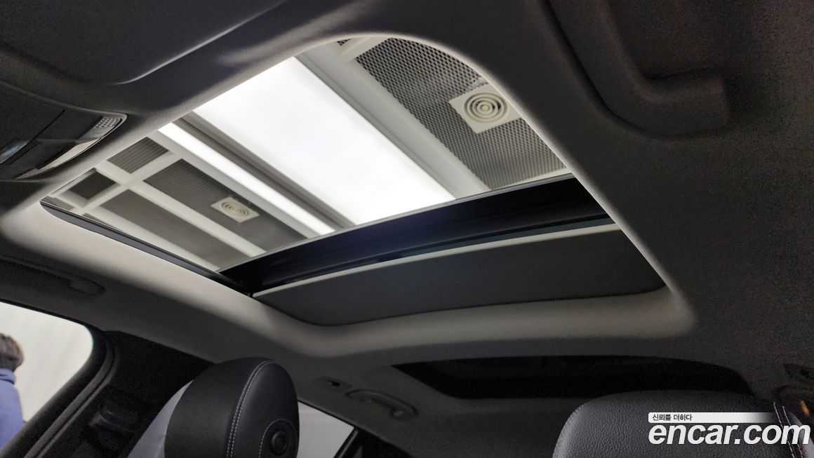 Mercedes-Benz GLC-Class 2019