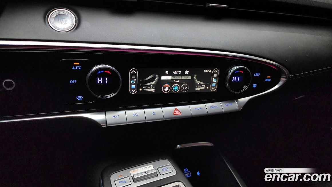 Genesis GV70 2022