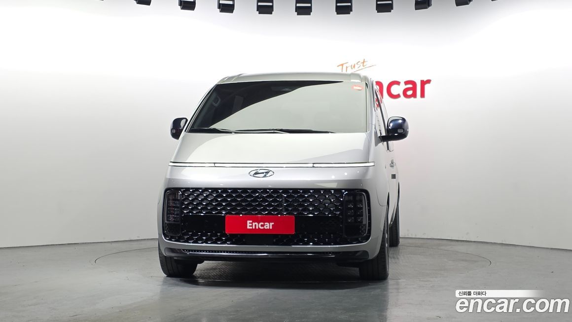 Hyundai Staria 2022