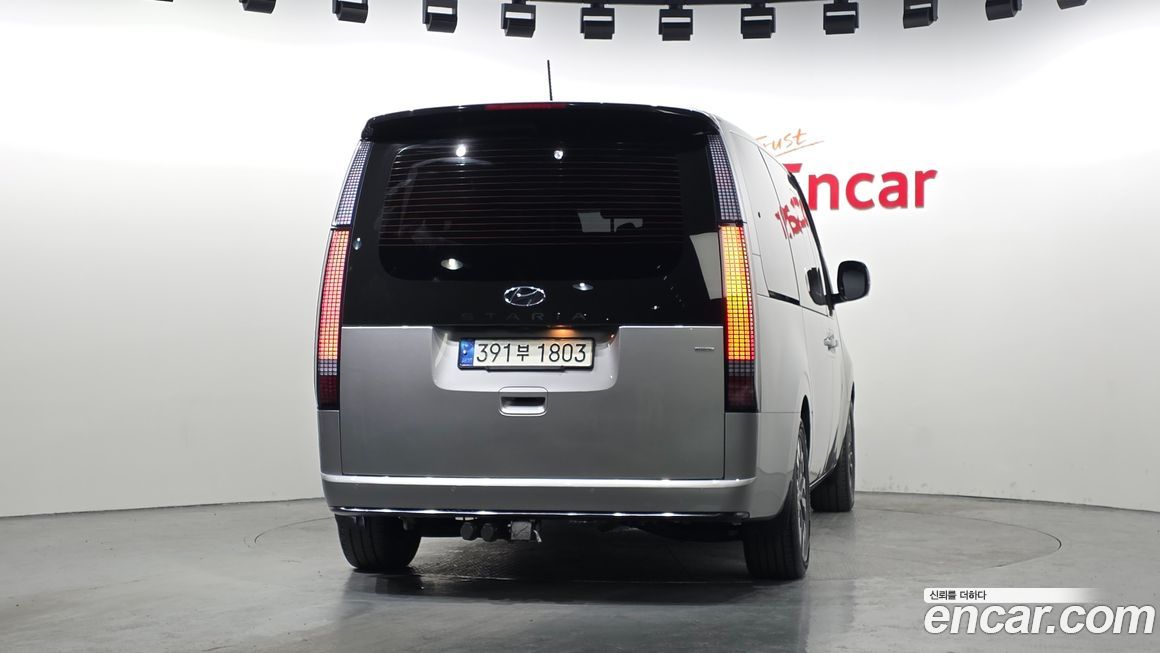 Hyundai Staria 2022