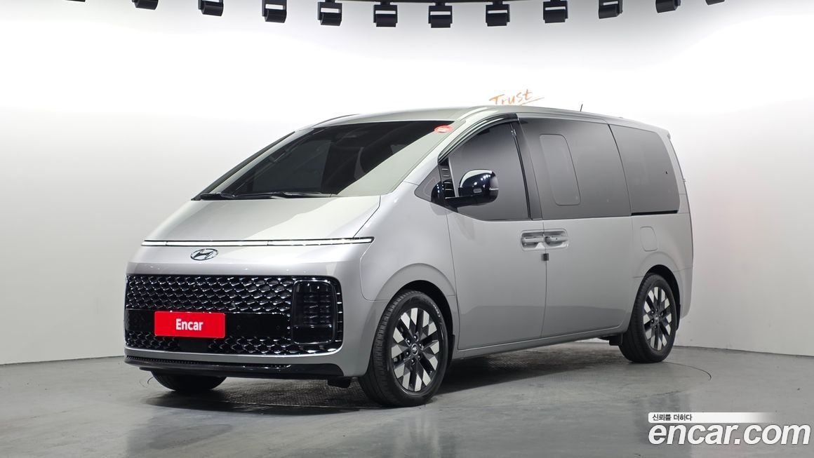 Hyundai Staria 2022