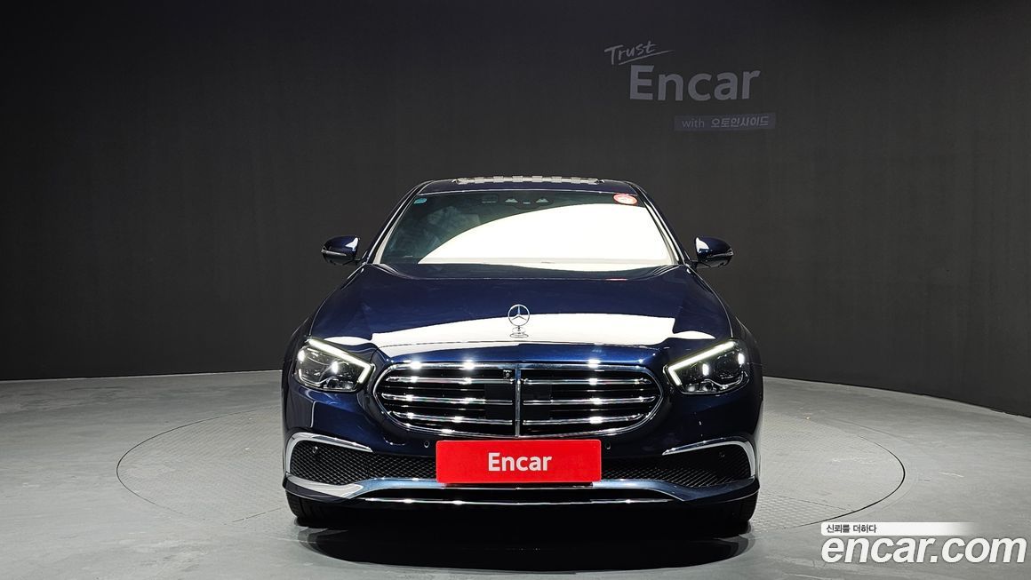 Mercedes-Benz E-Class 2021