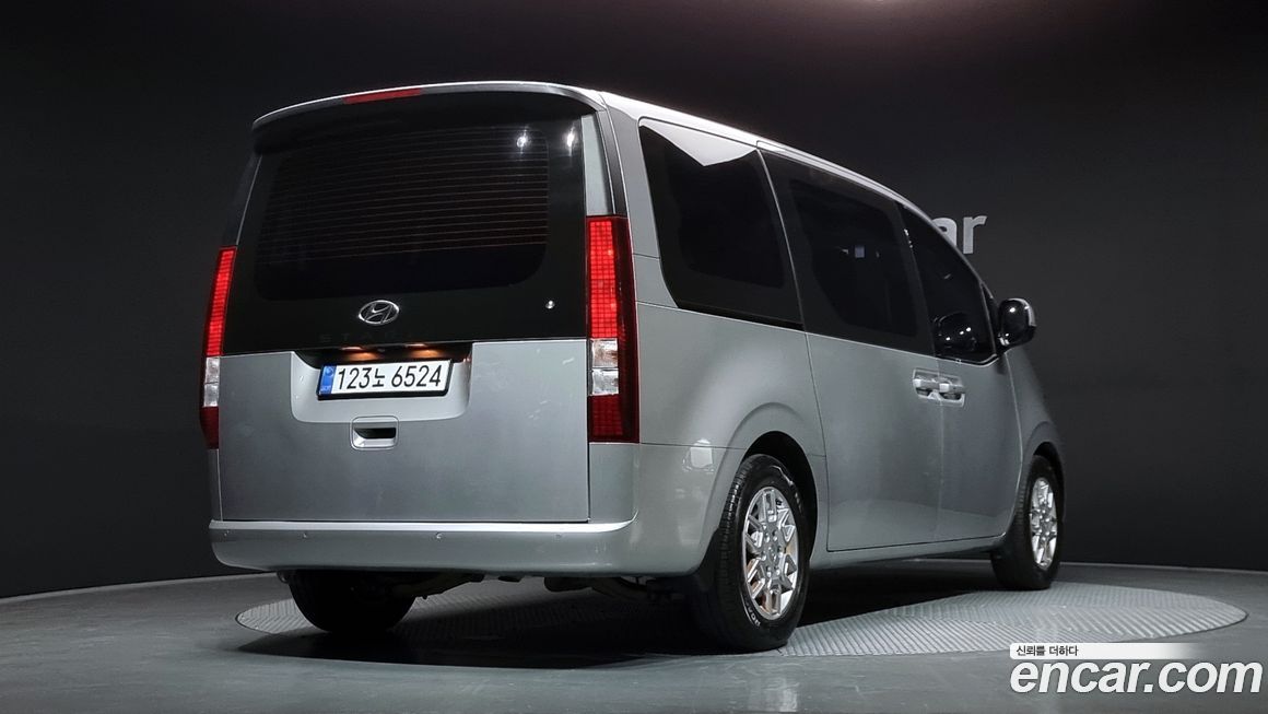 Hyundai Staria 2023