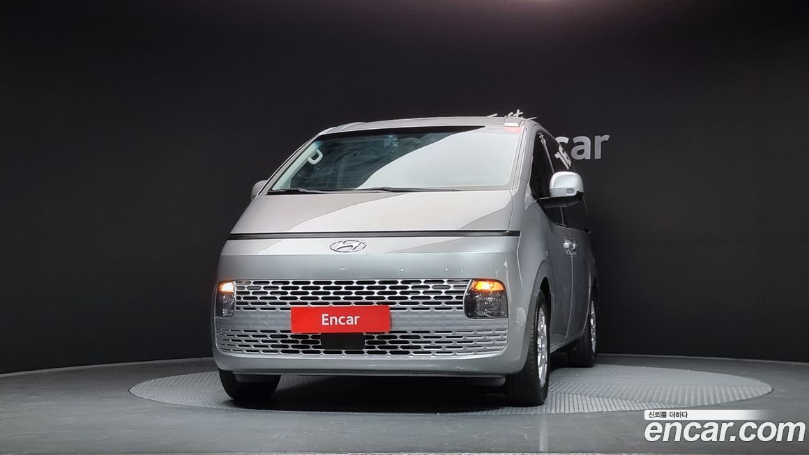 Hyundai Staria 2023