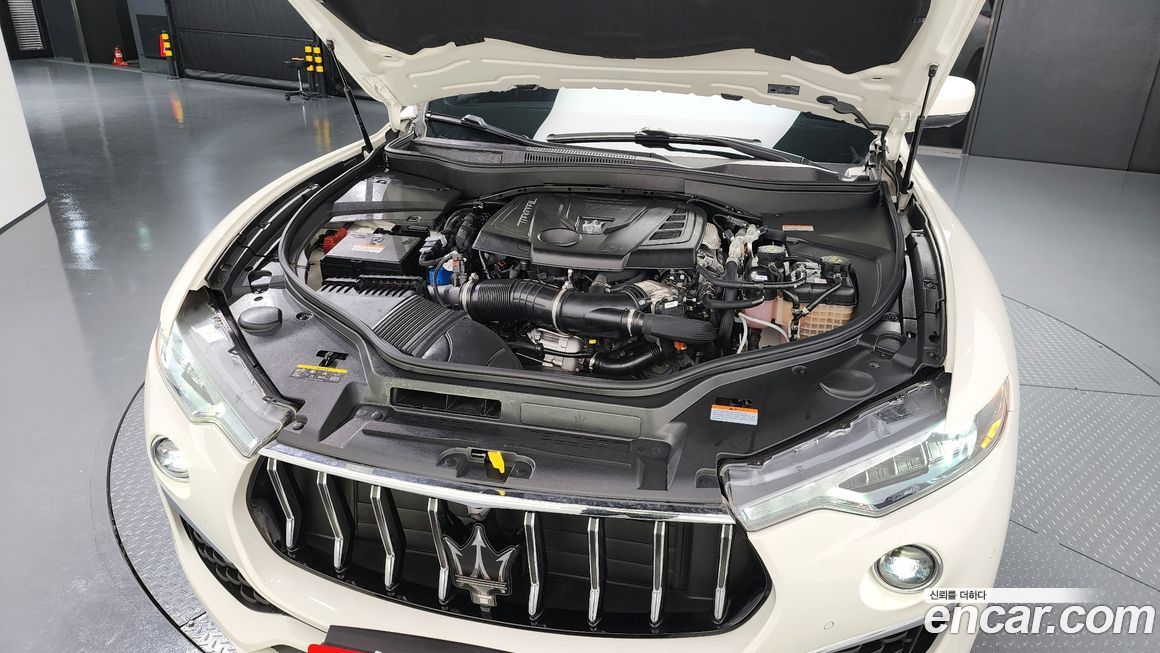 Maserati Levante 2022