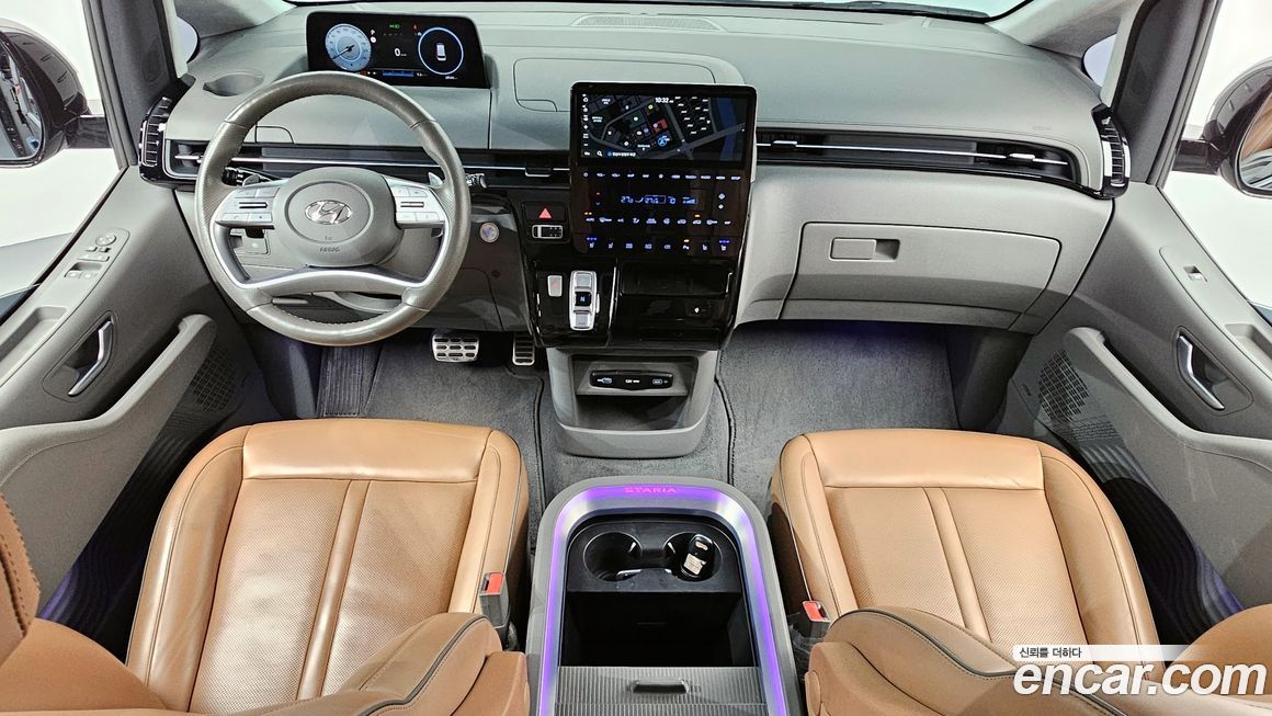 Hyundai Staria 2023