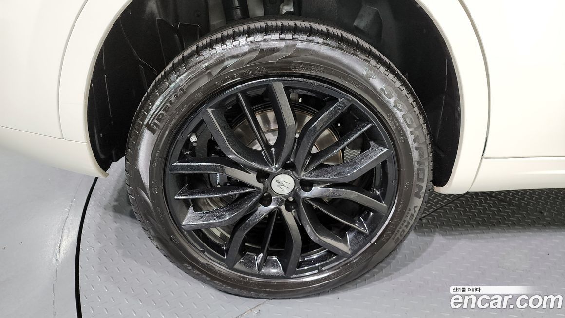 Maserati Levante 2022