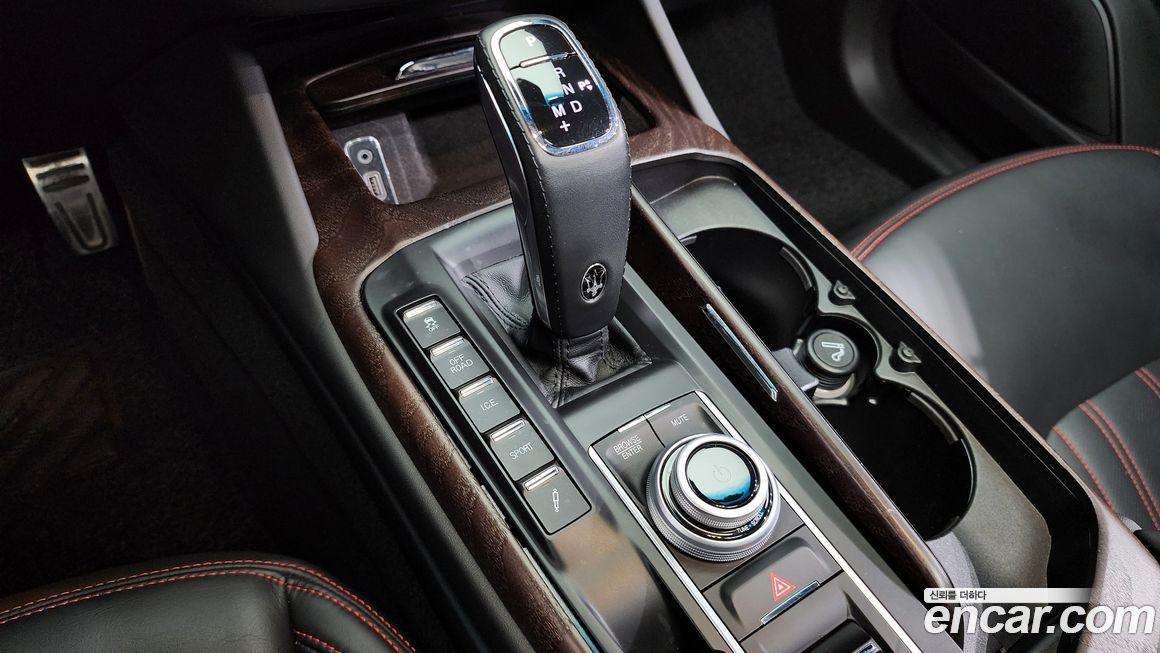 Maserati Levante 2022