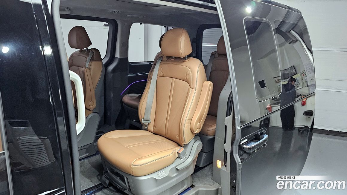 Hyundai Staria 2023