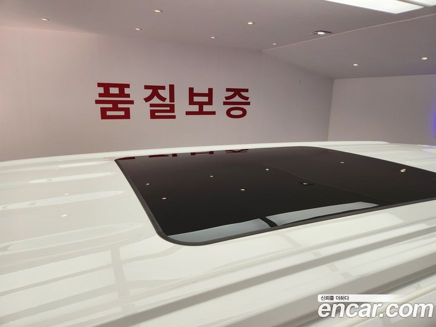Hyundai Staria 2025