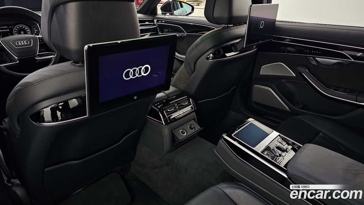 Audi A8 2021