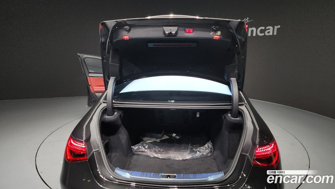 Mercedes-Benz S-Class 2022