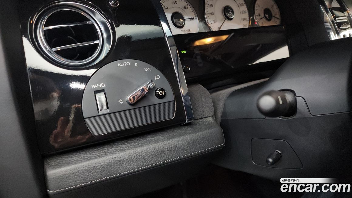 Rolls-Royce Ghost 2013