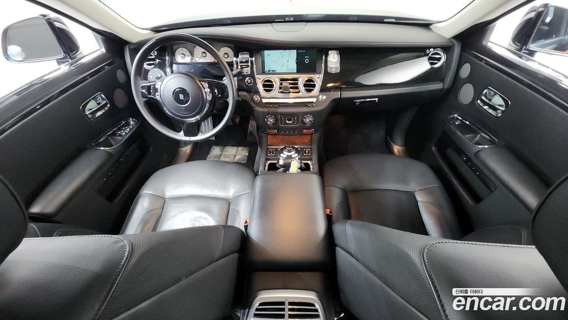 Rolls-Royce Ghost 2013