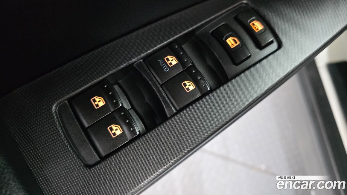 KG_Mobility_Ssangyong KORANDO 2014