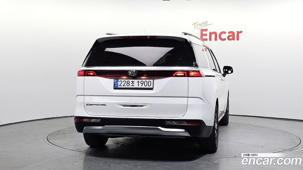 Kia Canival 2021