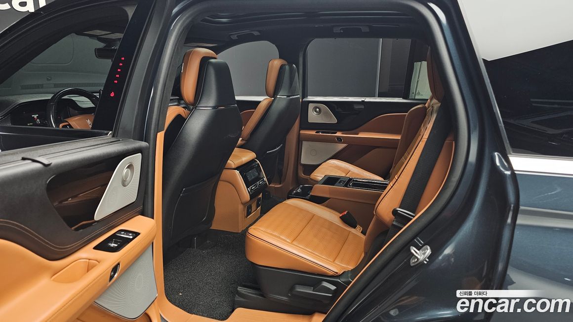 Lincoln Aviator 2021