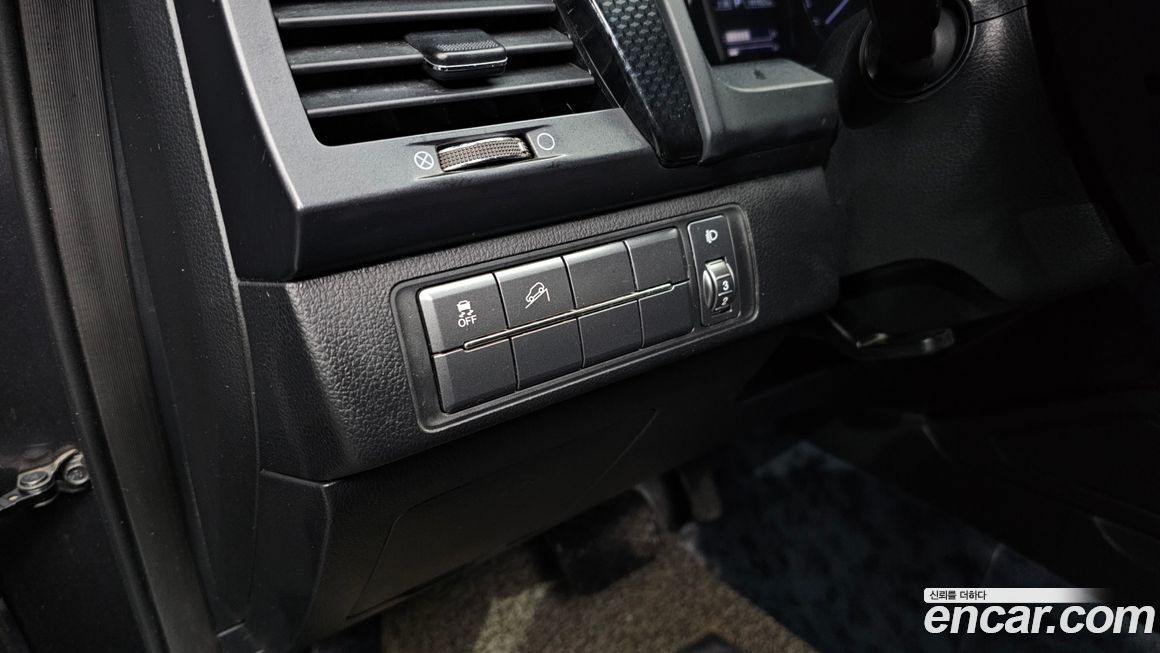 KG_Mobility_Ssangyong Rexton 2020