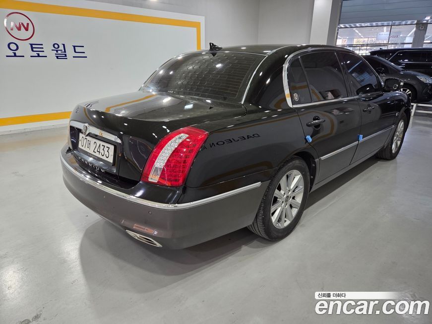 Kia OPIRUS 2010