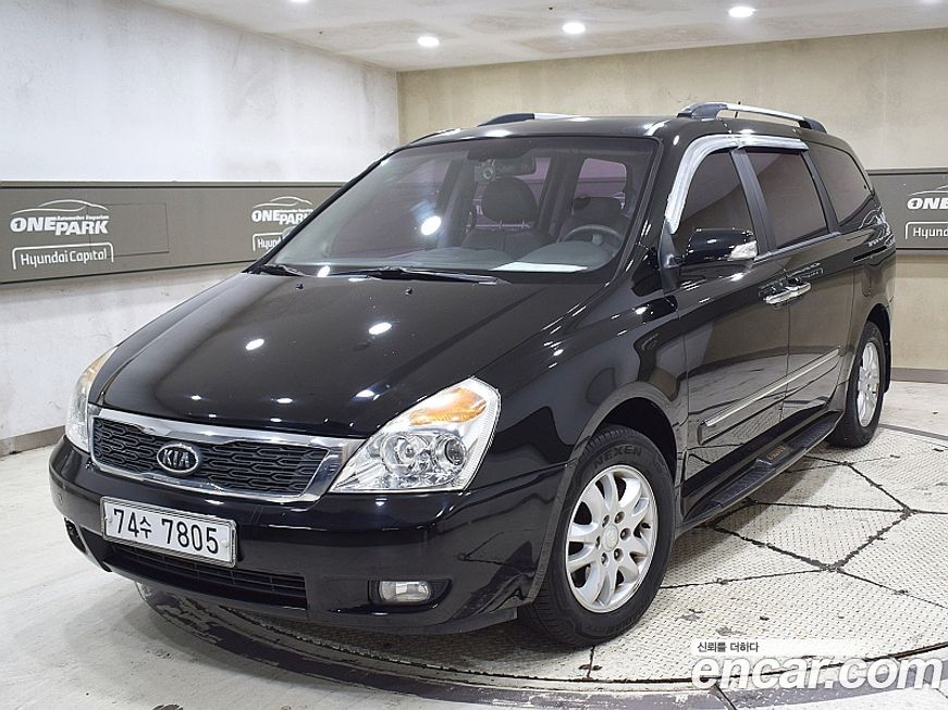 Kia Canival 2012