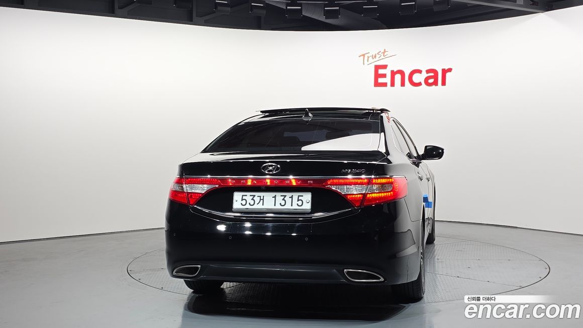 Hyundai Grandeur 2013