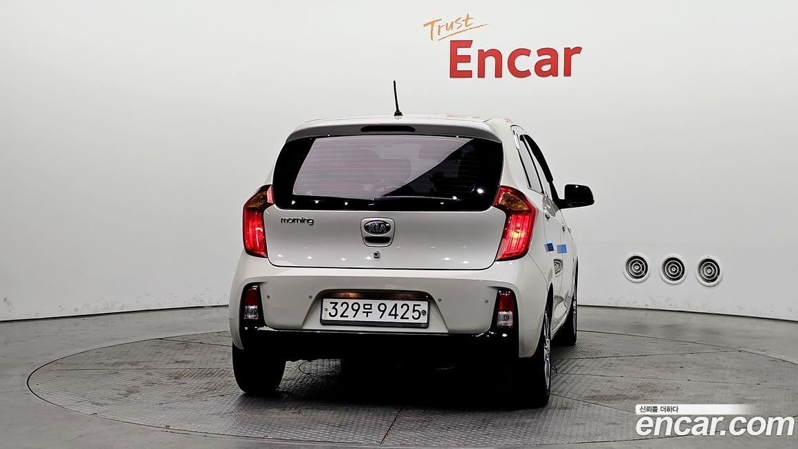 Kia morning 2016