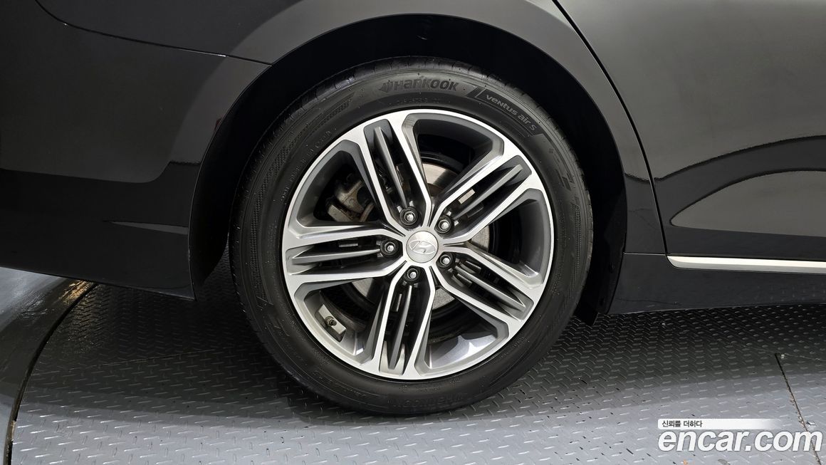 Hyundai Grandeur 2017