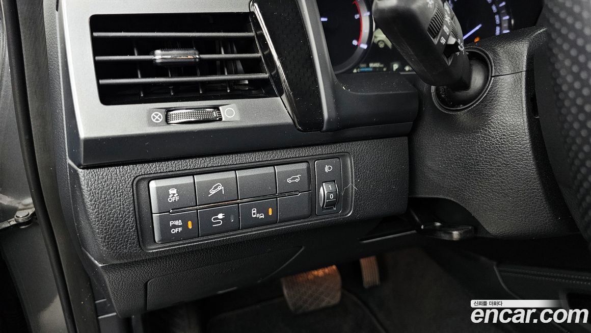 KG_Mobility_Ssangyong Rexton 2020