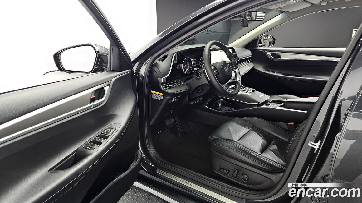 Hyundai Grandeur 2020