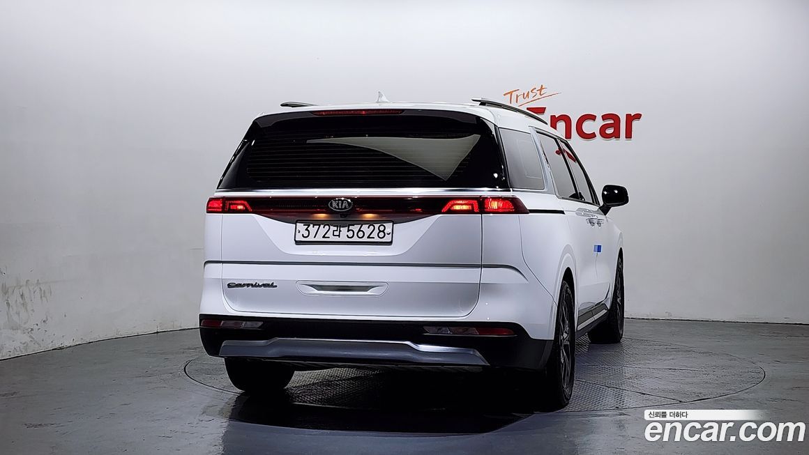 Kia Canival 2021