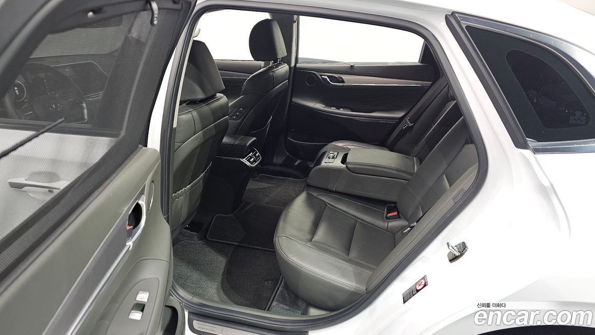 Hyundai Grandeur 2021