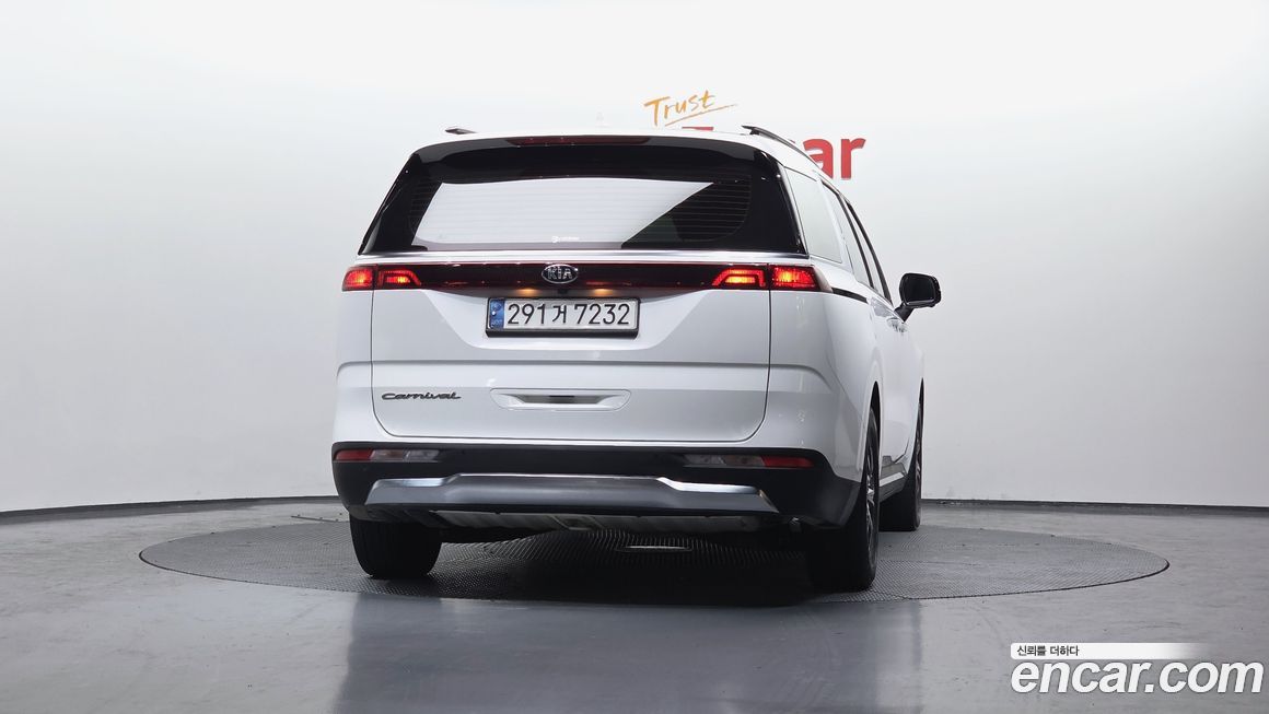 Kia Canival 2021
