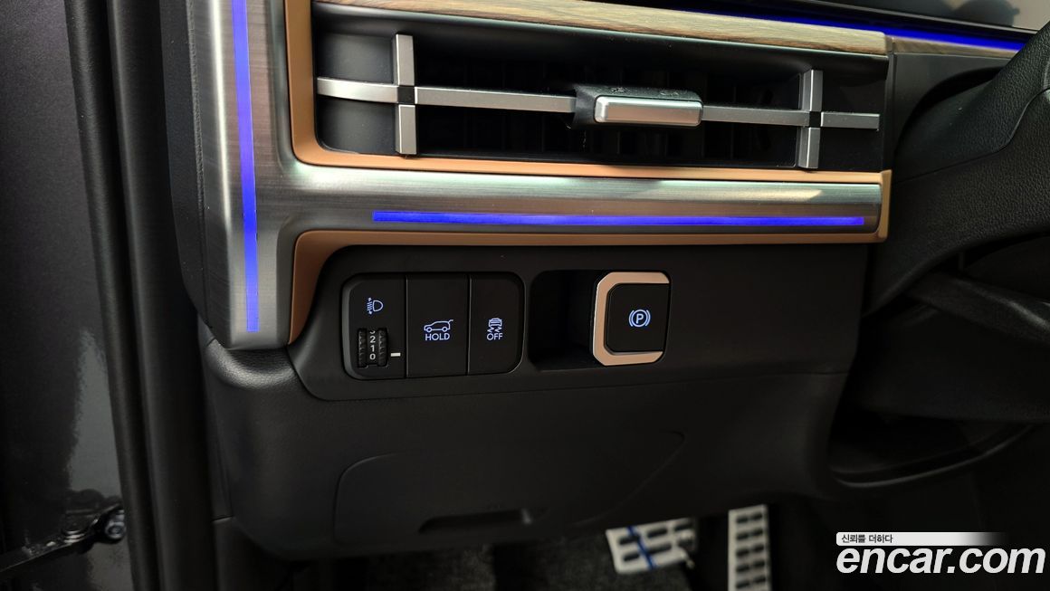 Hyundai Santafe 2025