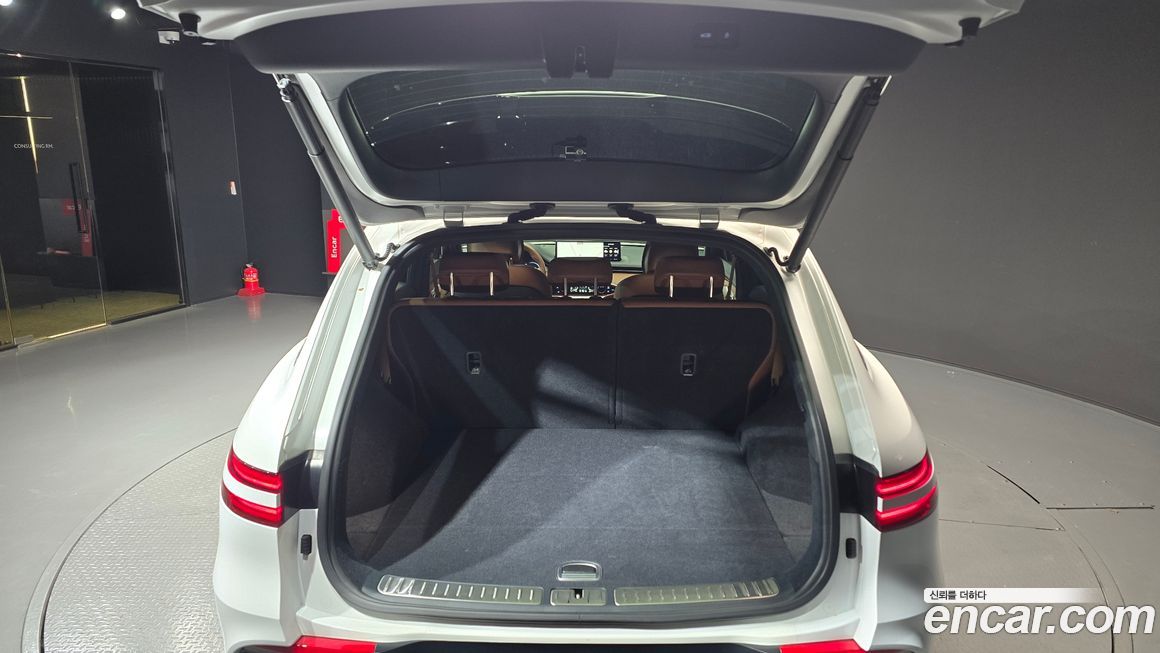 Genesis GV70 2023