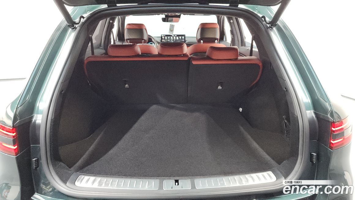 Genesis GV70 2023