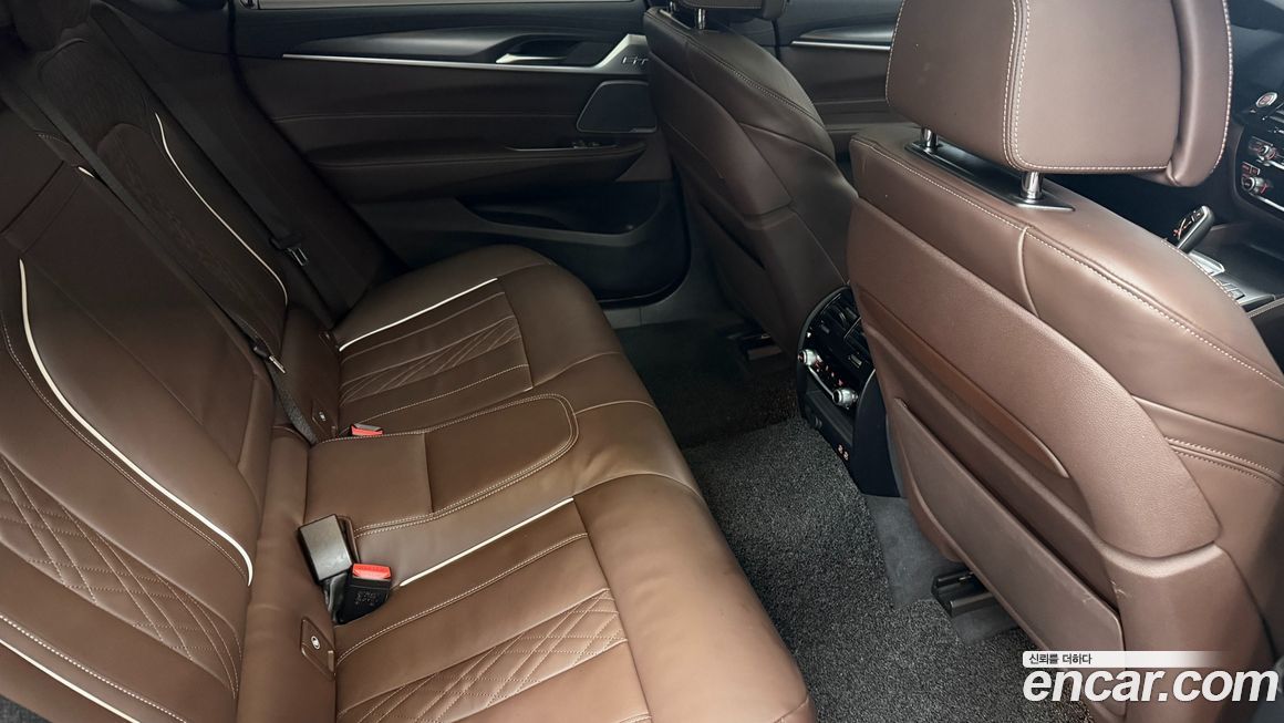 BMW Gran Turismo 2024