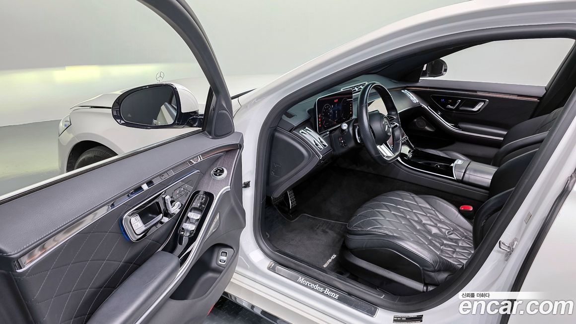 Mercedes-Benz S-Class 2021