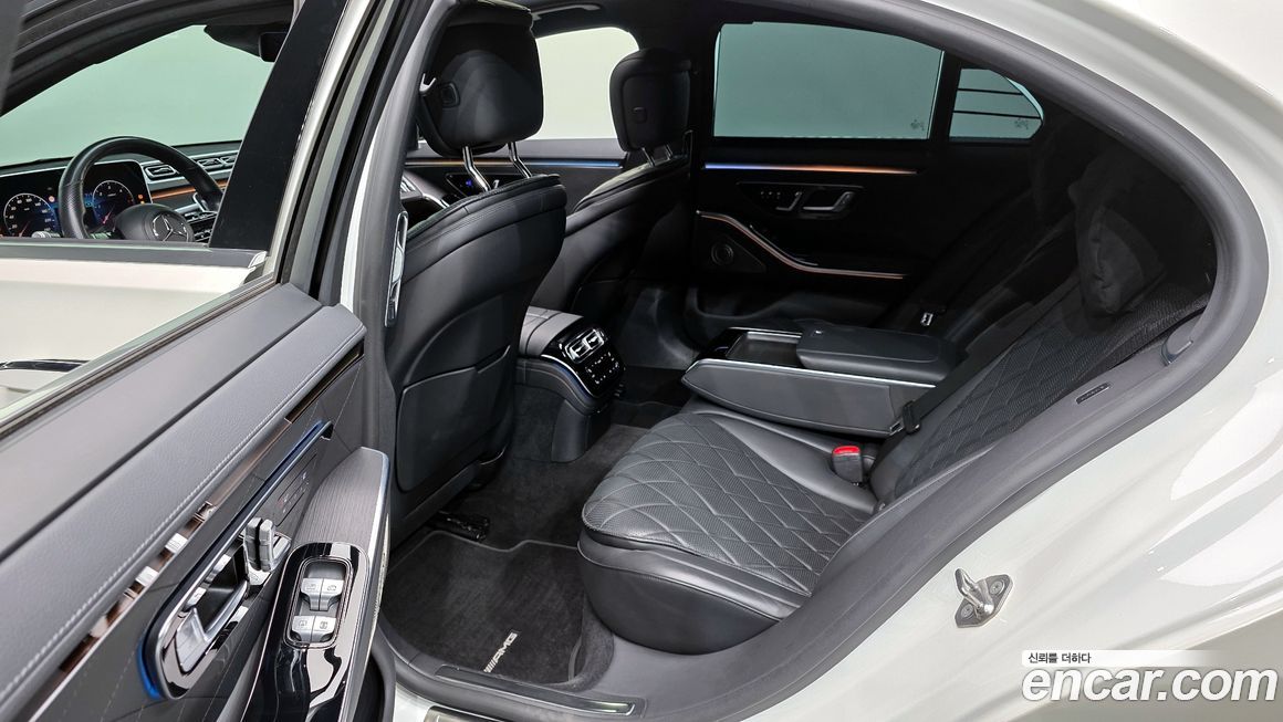 Mercedes-Benz S-Class 2021