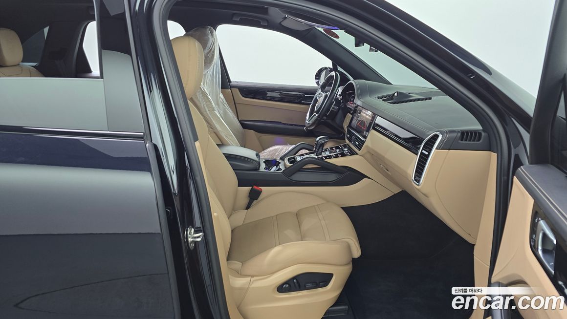 Porsche Cayenne 2022