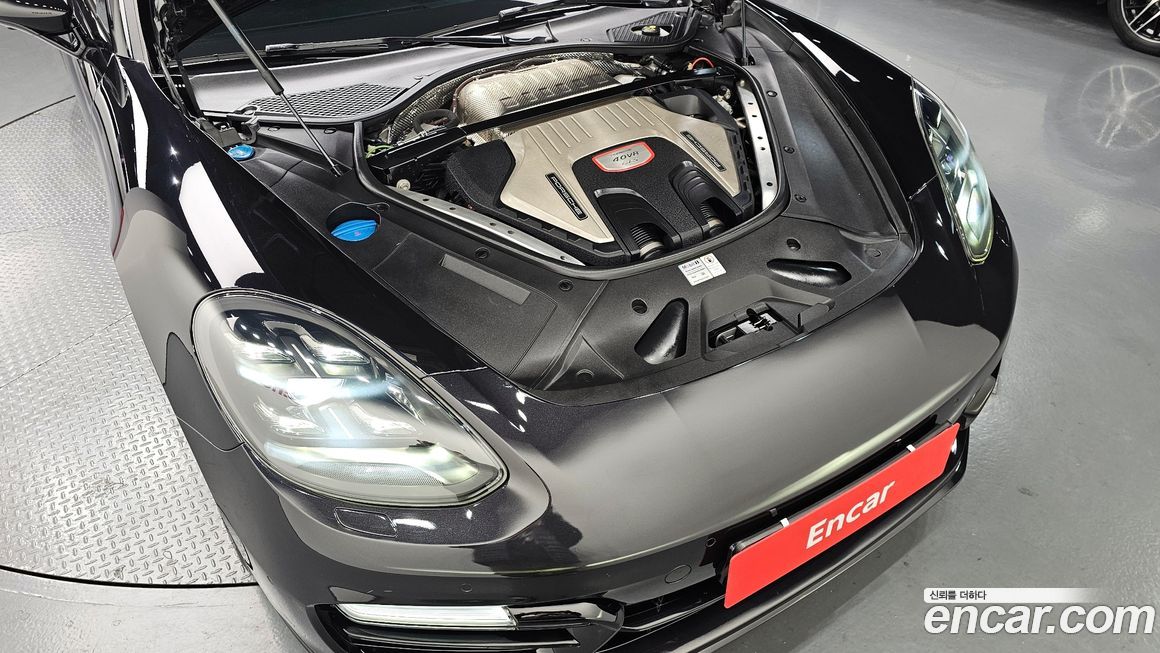 Porsche Panamera 2020