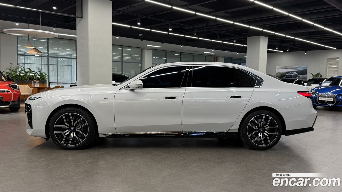 BMW 7-Series 2025