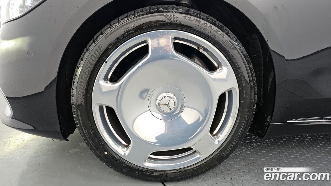 Mercedes-Benz S-Class 2022