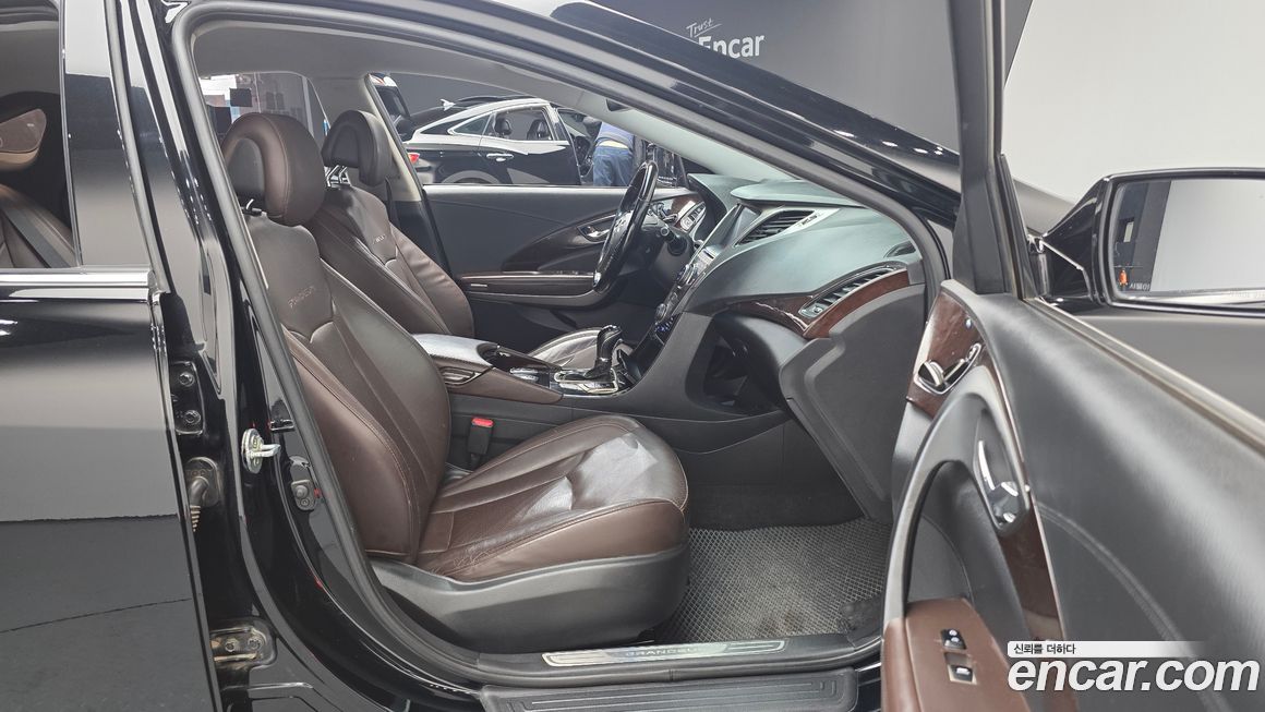 Hyundai Grandeur 2011